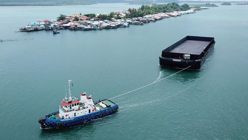 Tug Boat & Barges